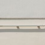 porecze-scienne-alu-pvc-funkcjonalne-wsparcie-w-budynkach-uzytecznosci-publicznej